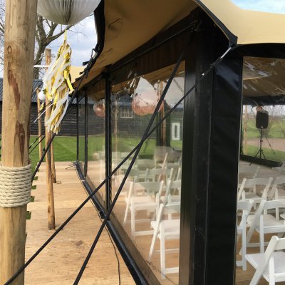 Stretchtent met dichte zijkanten wind en regen dicht Bos Verhuur Barneveld